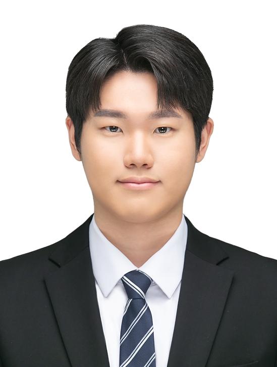김한섭 사진